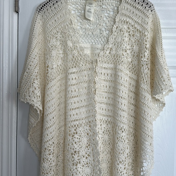 Alice and Olivia Swim Coverup - Picture 4 of 6